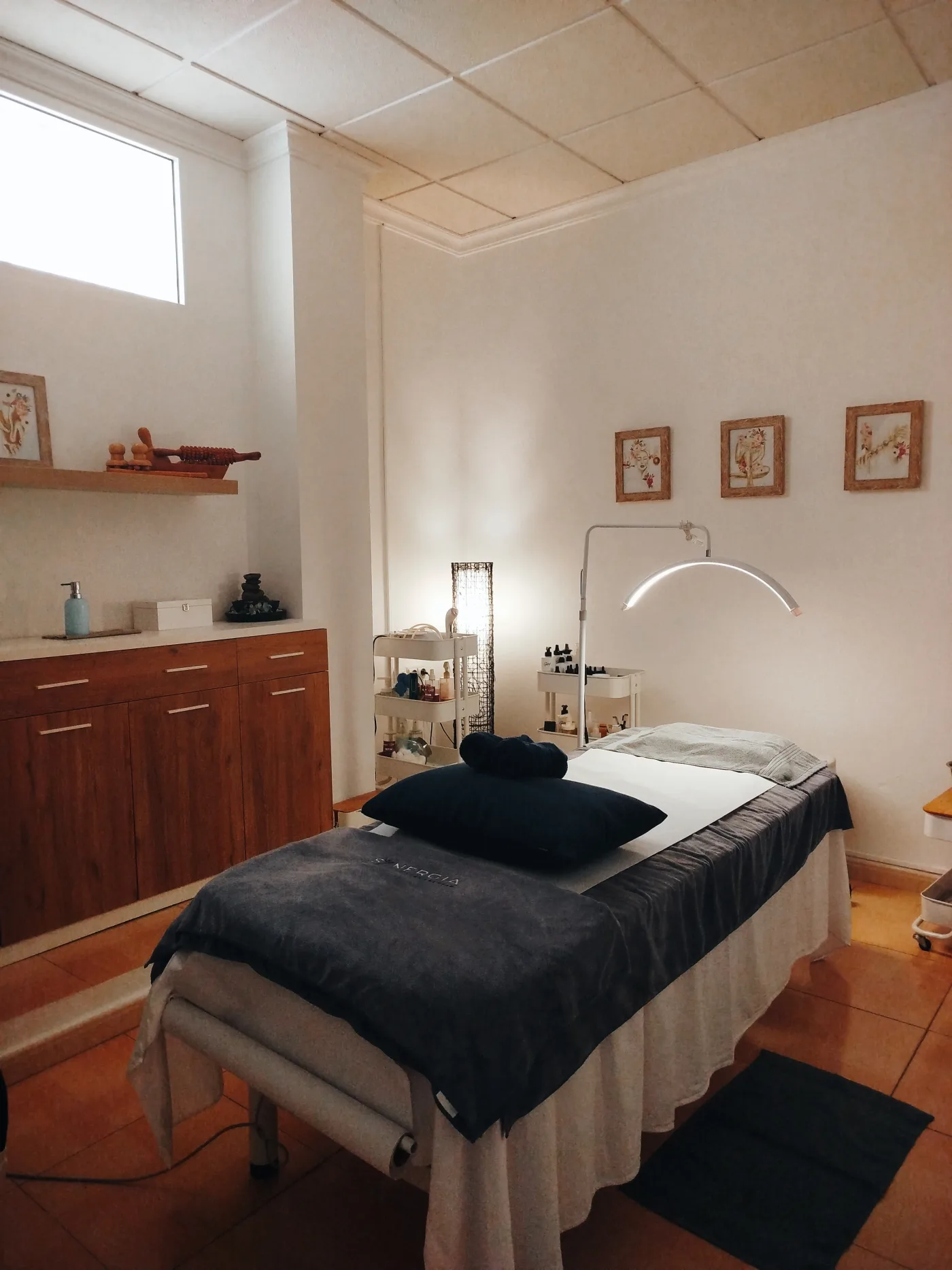 Microneedling para reducción de arrugas y líneas de expresión en El Ejido